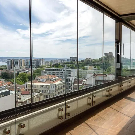 Apartment Luxury Sea View Flat With Parking In Briz By Flat Manаger Warna